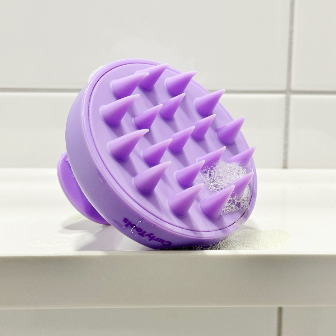 Lila Scalp Brush