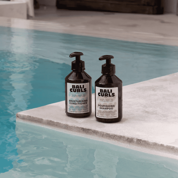 Bali Curls Nourishing Shampoo samen met de bijpassende conditioner