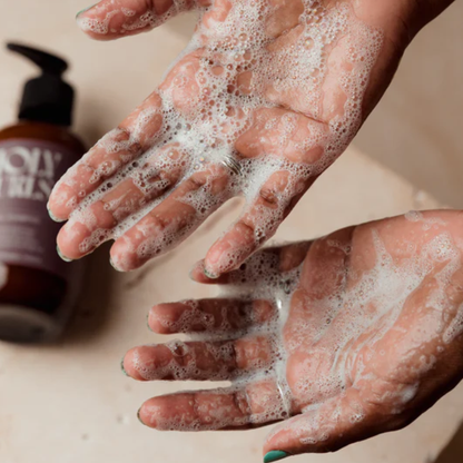 Holy Curls Ritual Shampoo